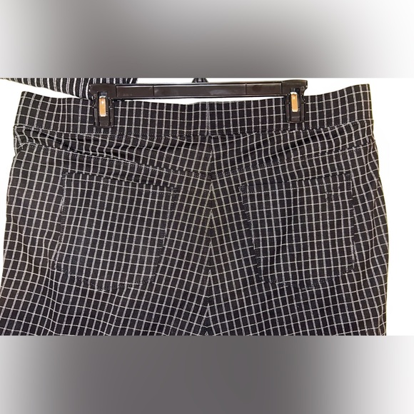 Checkered Print Pull-On Leggings - Picture 4 of 4